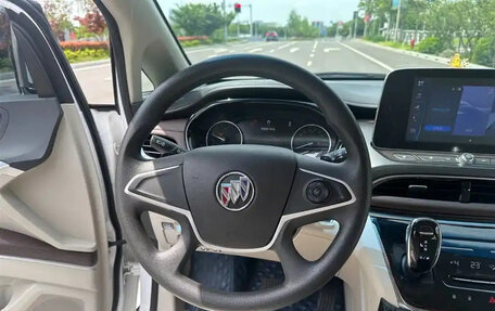 Buick GL8 III, 2021 год, 2 100 000 рублей, 8 фотография