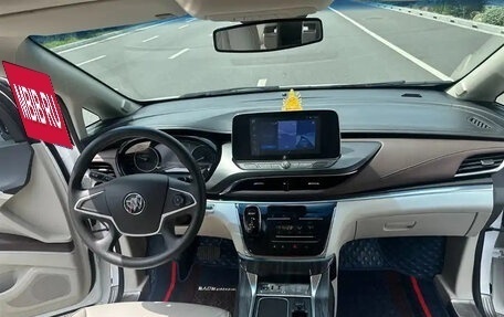Buick GL8 III, 2021 год, 2 100 000 рублей, 7 фотография