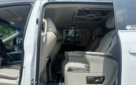 Buick GL8 III, 2021 год, 2 100 000 рублей, 12 фотография