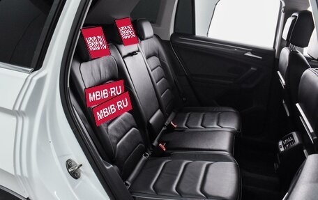 Volkswagen Tiguan II, 2019 год, 2 524 000 рублей, 7 фотография