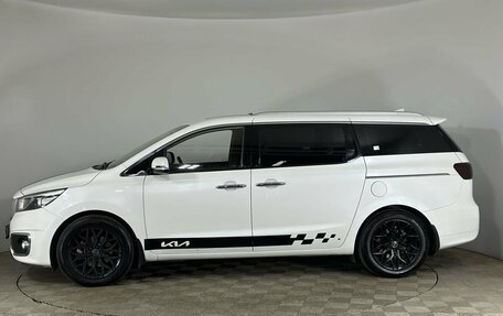 KIA Carnival III, 2017 год, 2 450 000 рублей, 5 фотография