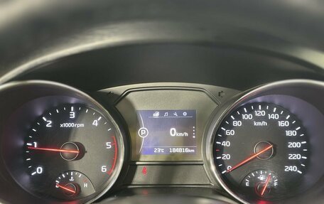 KIA Carnival III, 2017 год, 2 450 000 рублей, 11 фотография