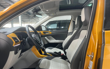 Volkswagen T-Cross I, 2022 год, 1 872 000 рублей, 3 фотография