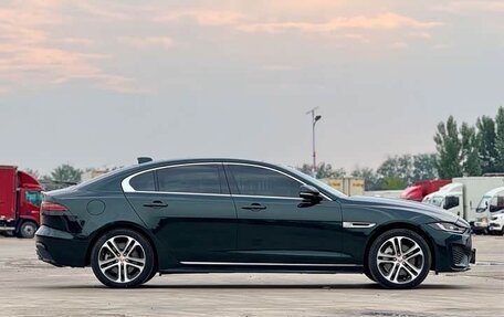 Jaguar XE I рестайлинг, 2022 год, 2 705 000 рублей, 5 фотография
