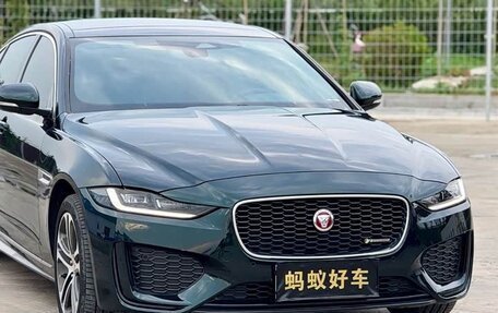 Jaguar XE I рестайлинг, 2022 год, 2 705 000 рублей, 10 фотография