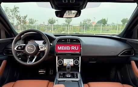 Jaguar XE I рестайлинг, 2022 год, 2 705 000 рублей, 20 фотография