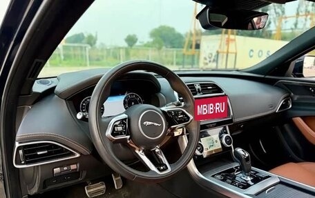 Jaguar XE I рестайлинг, 2022 год, 2 705 000 рублей, 19 фотография