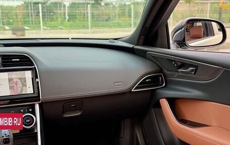 Jaguar XE I рестайлинг, 2022 год, 2 705 000 рублей, 21 фотография