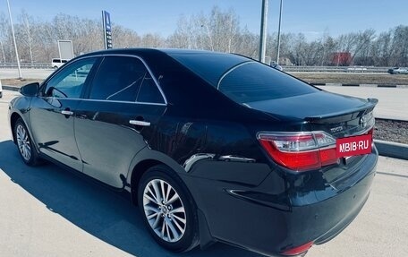 Toyota Camry, 2016 год, 2 500 000 рублей, 4 фотография