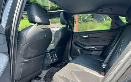 Toyota Avalon, 2022 год, 2 865 000 рублей, 13 фотография