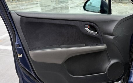 Honda Stream II, 2009 год, 820 000 рублей, 24 фотография