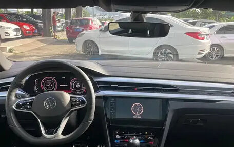 Volkswagen Passat CC, 2022 год, 2 590 000 рублей, 13 фотография