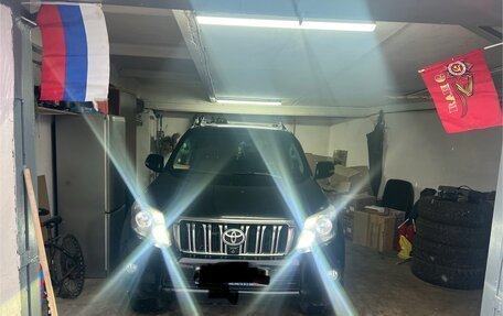 Toyota Land Cruiser Prado 150 рестайлинг 2, 2012 год, 2 750 000 рублей, 7 фотография