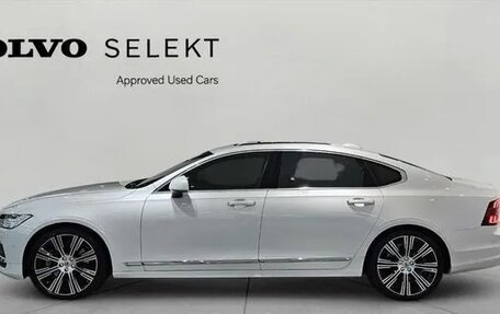 Volvo S90 II рестайлинг, 2021 год, 3 600 000 рублей, 3 фотография