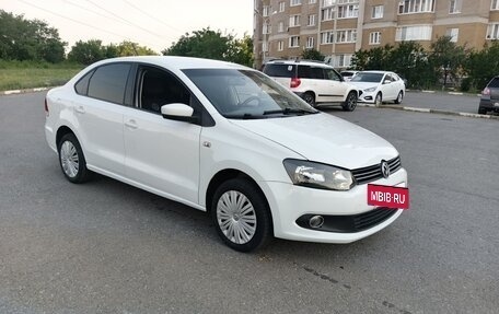 Volkswagen Polo VI (EU Market), 2015 год, 660 000 рублей, 4 фотография