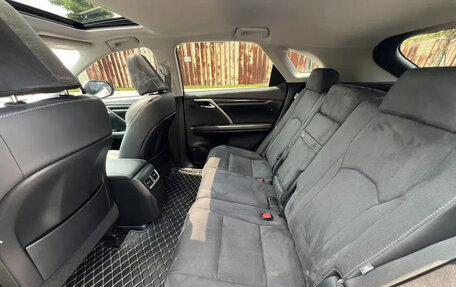 Lexus RX IV рестайлинг, 2022 год, 3 862 000 рублей, 5 фотография