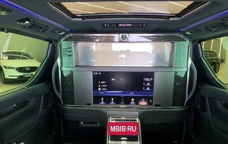 Lexus LM I, 2022 год, 13 074 000 рублей, 7 фотография