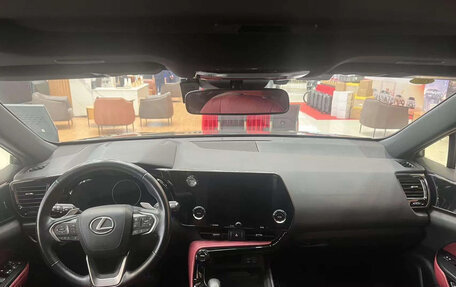 Lexus NX, 2022 год, 4 060 000 рублей, 3 фотография