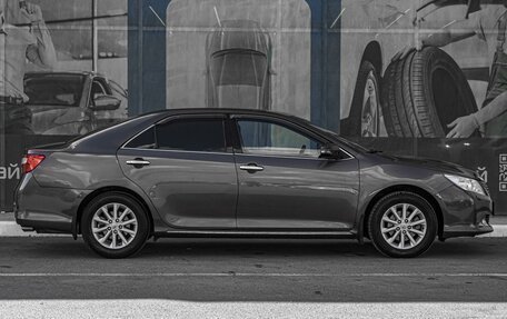 Toyota Camry, 2012 год, 1 890 000 рублей, 5 фотография