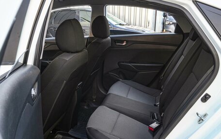 Hyundai Solaris II рестайлинг, 2018 год, 1 385 000 рублей, 11 фотография