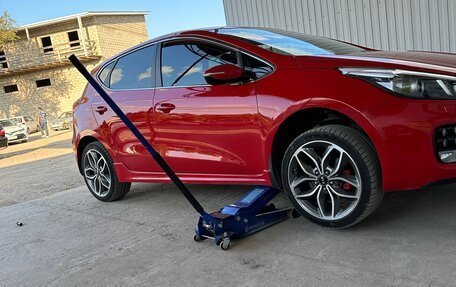 KIA cee'd GT II, 2016 год, 1 359 000 рублей, 4 фотография