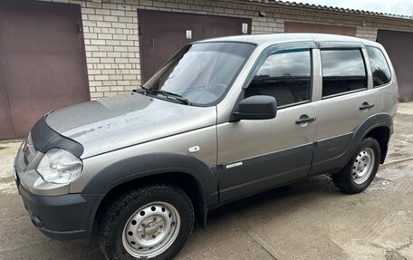 Chevrolet Niva I рестайлинг, 2012 год, 525 000 рублей, 9 фотография