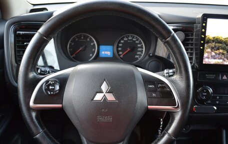 Mitsubishi Outlander III рестайлинг 3, 2012 год, 1 390 000 рублей, 14 фотография