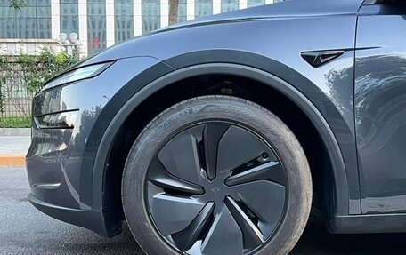 Tesla Model Y I, 2025 год, 5 507 000 рублей, 9 фотография