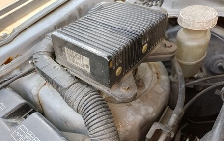 Mitsubishi Pajero iO, 1999 год, 620 000 рублей, 3 фотография