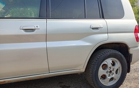 Mitsubishi Pajero iO, 1999 год, 620 000 рублей, 10 фотография