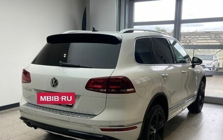 Volkswagen Touareg III, 2017 год, 3 480 000 рублей, 4 фотография