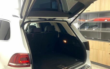 Volkswagen Touareg III, 2017 год, 3 480 000 рублей, 10 фотография