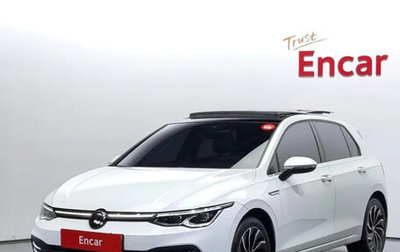 Volkswagen Golf VIII, 2022 год, 2 630 000 рублей, 1 фотография