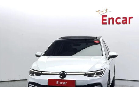 Volkswagen Golf VIII, 2022 год, 2 630 000 рублей, 3 фотография