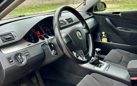 Volkswagen Passat B6, 2007 год, 1 050 000 рублей, 16 фотография