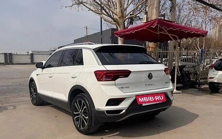Volkswagen T-Roc I, 2021 год, 1 400 200 рублей, 4 фотография