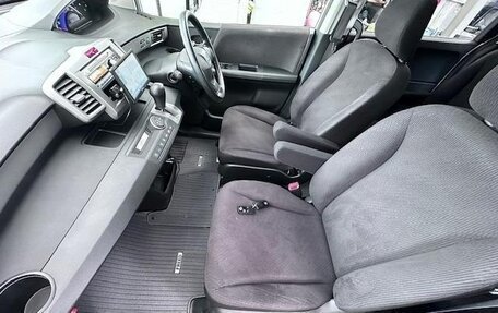 Honda Freed I, 2013 год, 735 000 рублей, 14 фотография