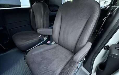 Honda Freed I, 2013 год, 735 000 рублей, 22 фотография