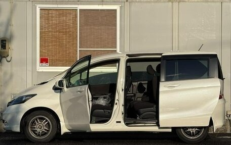 Honda Freed I, 2011 год, 715 000 рублей, 6 фотография