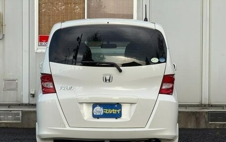 Honda Freed I, 2011 год, 715 000 рублей, 8 фотография
