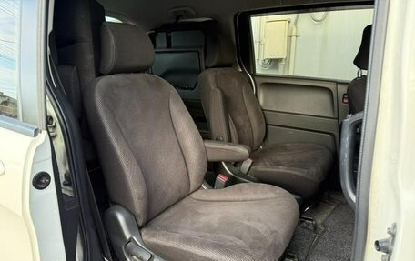 Honda Freed I, 2011 год, 715 000 рублей, 16 фотография