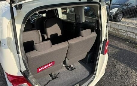 Honda Freed I, 2011 год, 715 000 рублей, 22 фотография