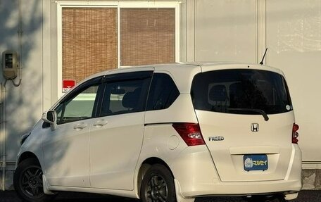 Honda Freed I, 2011 год, 715 000 рублей, 38 фотография