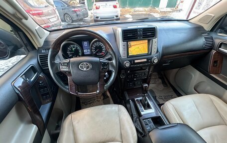 Toyota Land Cruiser Prado 150 рестайлинг 2, 2010 год, 3 300 000 рублей, 6 фотография