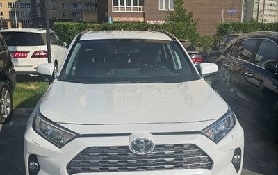 Toyota RAV4, 2019 год, 3 250 000 рублей, 1 фотография