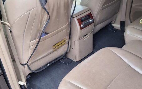 Toyota Highlander III, 2011 год, 2 550 000 рублей, 2 фотография