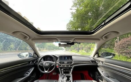 Honda Accord IX рестайлинг, 2022 год, 1 640 000 рублей, 6 фотография