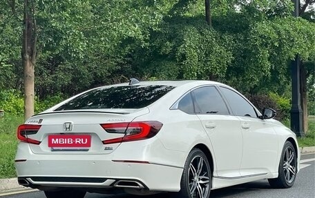 Honda Accord IX рестайлинг, 2022 год, 1 640 000 рублей, 4 фотография