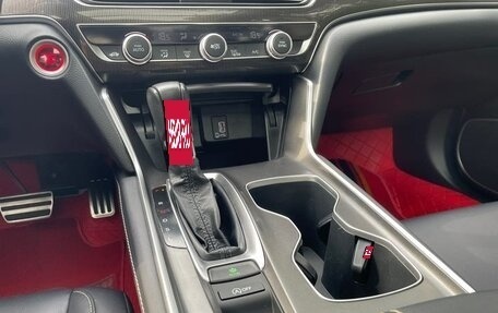 Honda Accord IX рестайлинг, 2022 год, 1 640 000 рублей, 8 фотография