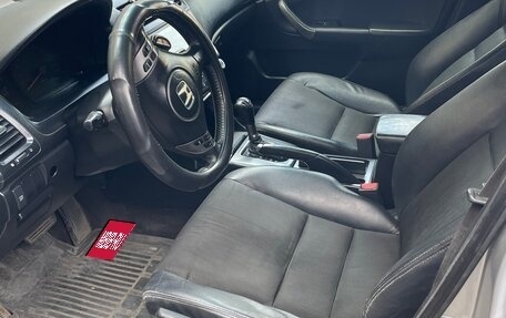 Honda Accord VII рестайлинг, 2007 год, 575 000 рублей, 3 фотография